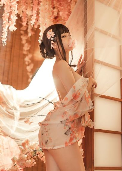 qq空间头像欧美男_剧情片高清完整版