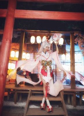 欧美女同高跟_高清国产国语三级